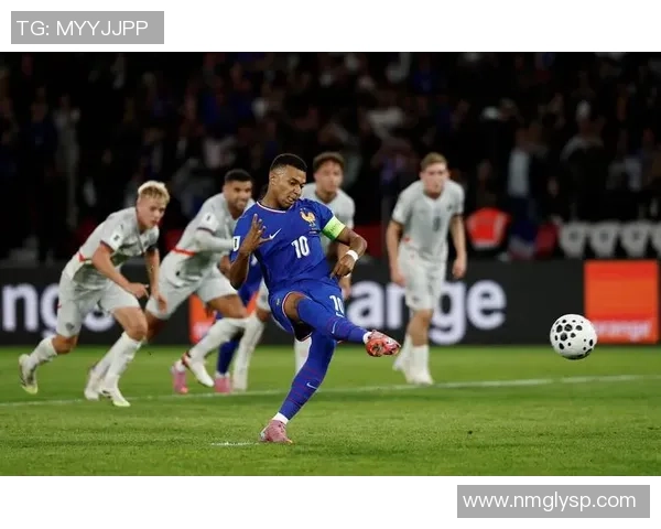 法国与冰岛10月12日比赛精彩回顾及最终比分分析